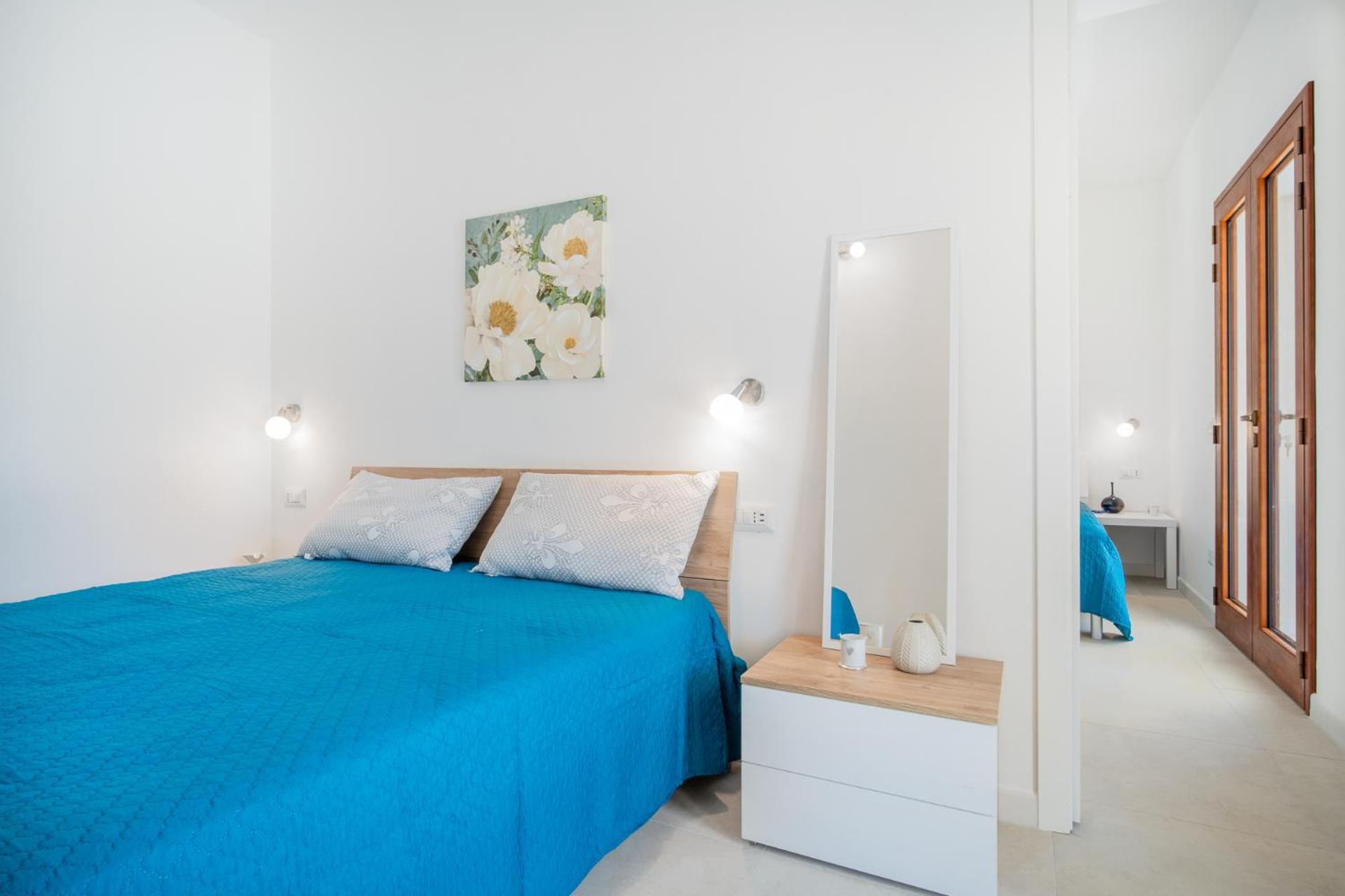 Ambra Holiday Rooms - Rooms & Beach San Teodoro  Exterior photo